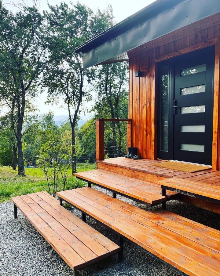 Moodysun Studio, Remote Tiny Home 코마르닉 외부 사진