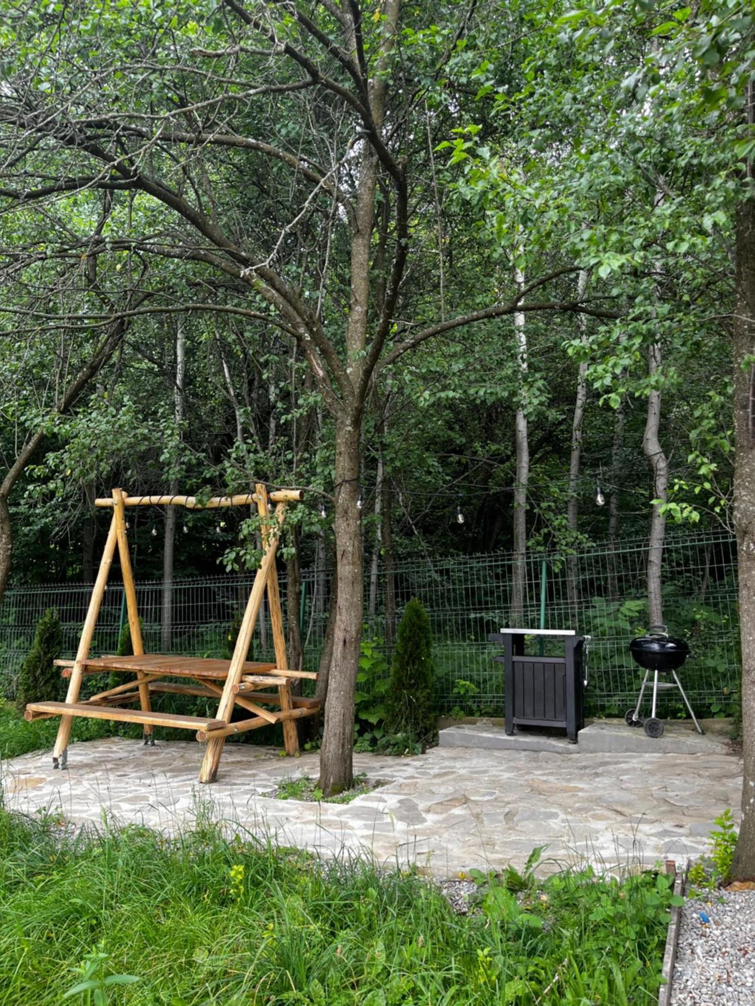 Moodysun Studio, Remote Tiny Home 코마르닉 외부 사진